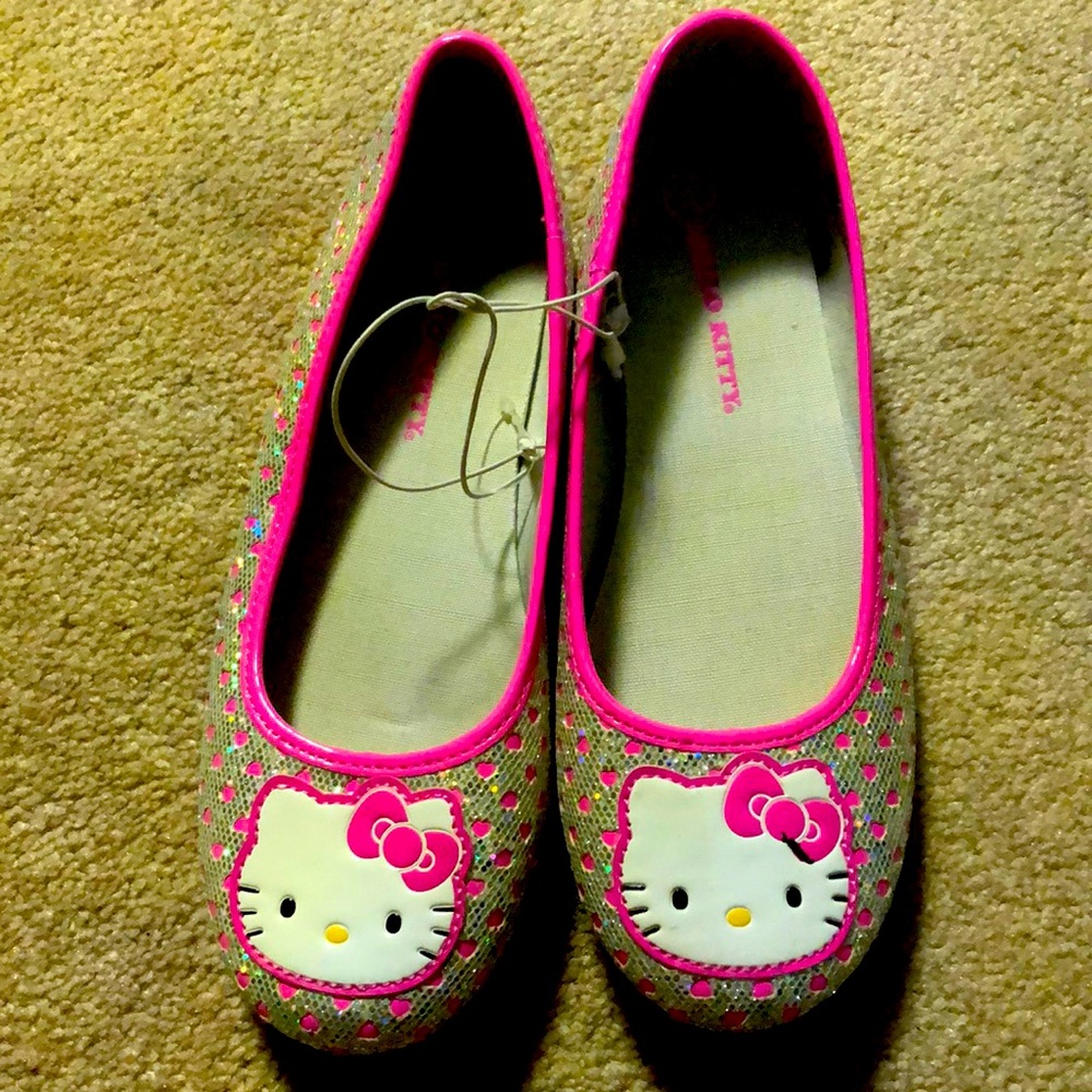 Hello Kitty flats